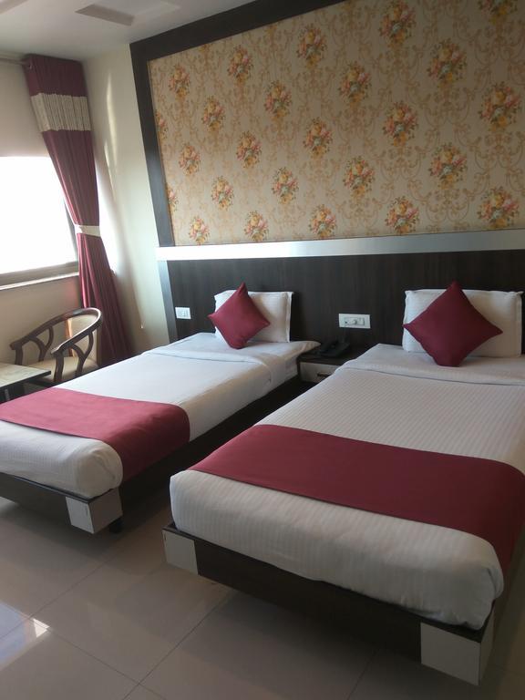 Hotel Olympia Inn Χιντεραμπάντ Εξωτερικό φωτογραφία